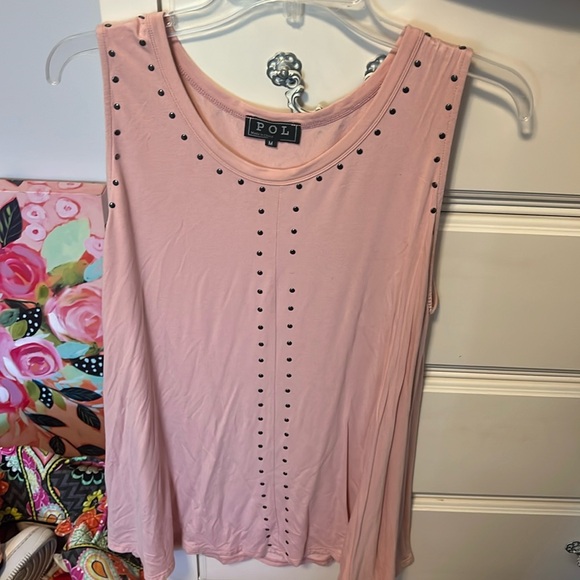 Tank top! - Picture 2 of 6